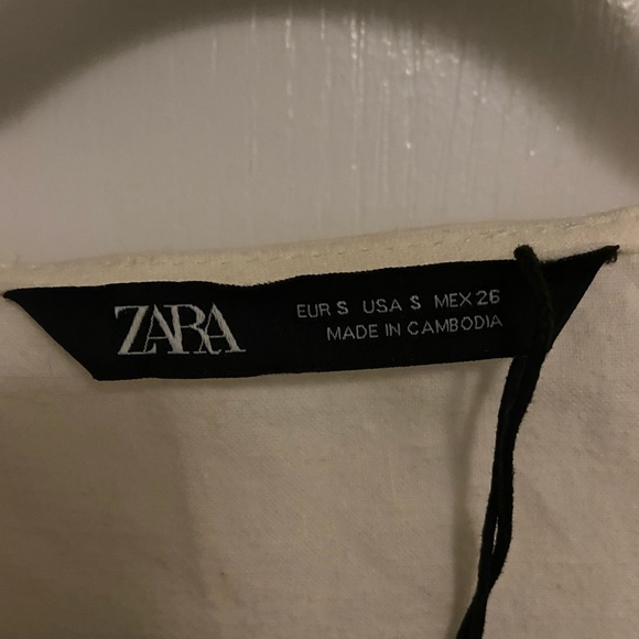 Zara button up flutter short sleeve top, size small - Picture 4 of 6